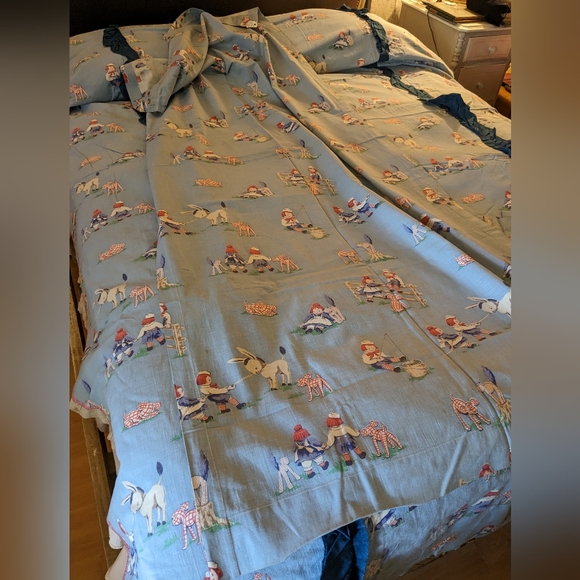 1930s Raggedy Ann and Andy Bedding Set 7pc Bedspread Curtains Chair Cover - Picture 3 of 14